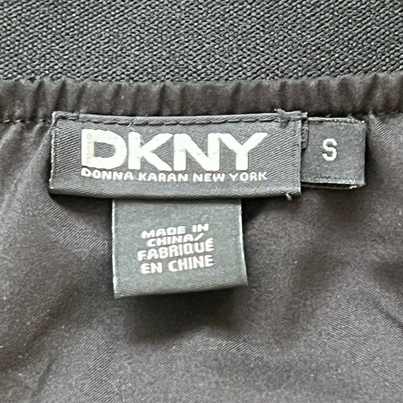 DKNY Black Rectangular Paillette Embellished Stretch Mini Skirt—NWT - Picture 14 of 14